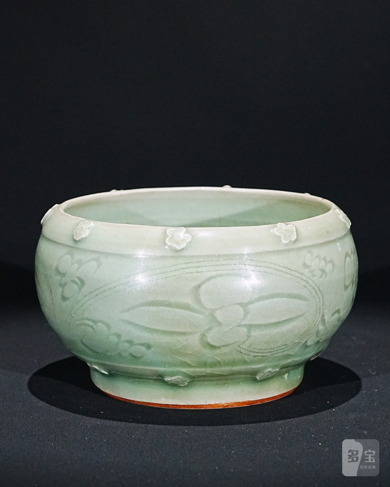 明 龙泉梅花钵
